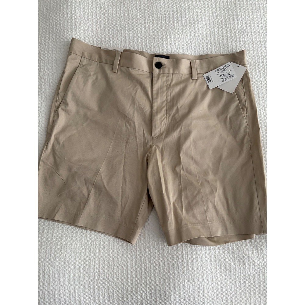 HM Mens Regular Fit Chino Shorts Beige Khaki Mid Length Size 36 NWT